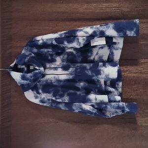 OLD NAVY PULL OVER TIE DYE BLUE AND WHITE NEW WITH TAGS
